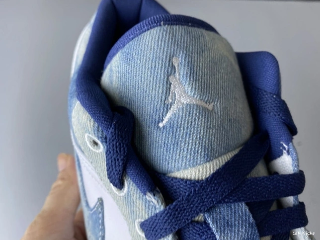 1 Air Low Washed Denim CZ8455-100 Jordan 0708